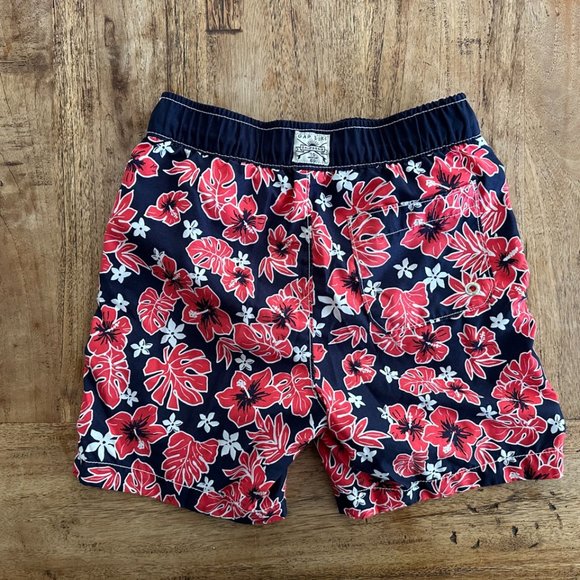 GAP Kids Hawaiian print swim trunks - Picture 2 of 4